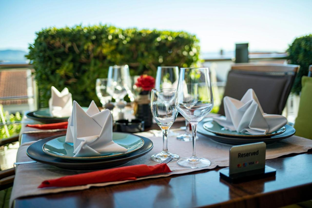 Apartments Villa Azzurra Bol Ngoại thất bức ảnh