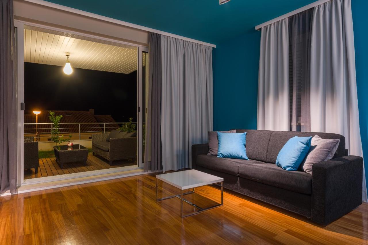 Apartments Villa Azzurra Bol Ngoại thất bức ảnh