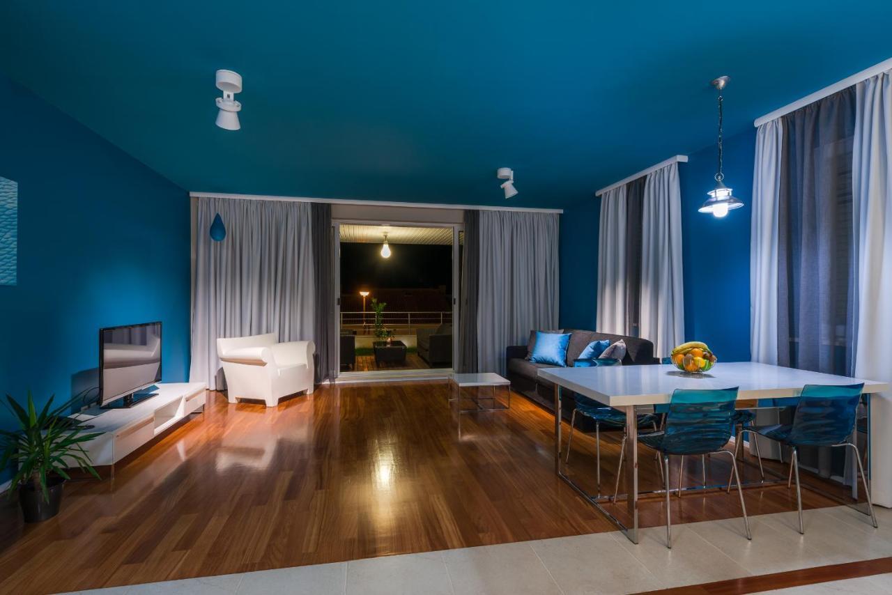 Apartments Villa Azzurra Bol Ngoại thất bức ảnh