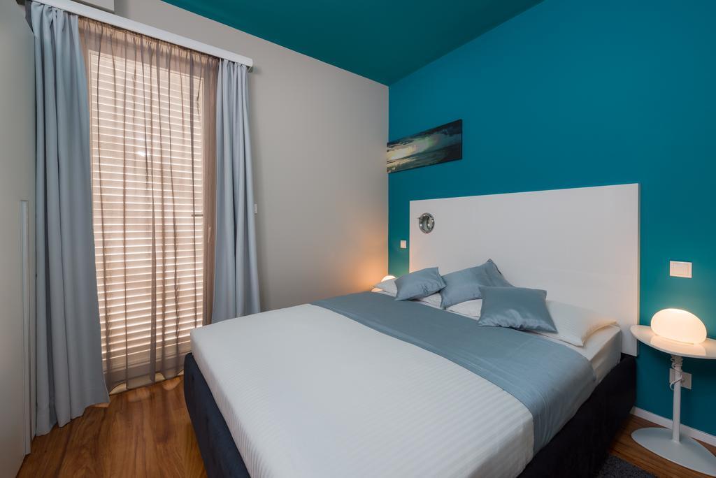 Apartments Villa Azzurra Bol Phòng bức ảnh