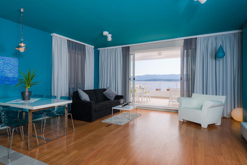 Apartments Villa Azzurra Bol Phòng bức ảnh